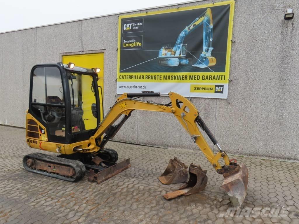 CAT 301.7 D Mini kotrók < 7t