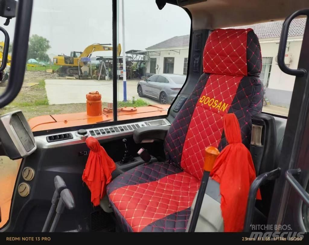Doosan DX 60 Mini kotrók < 7t