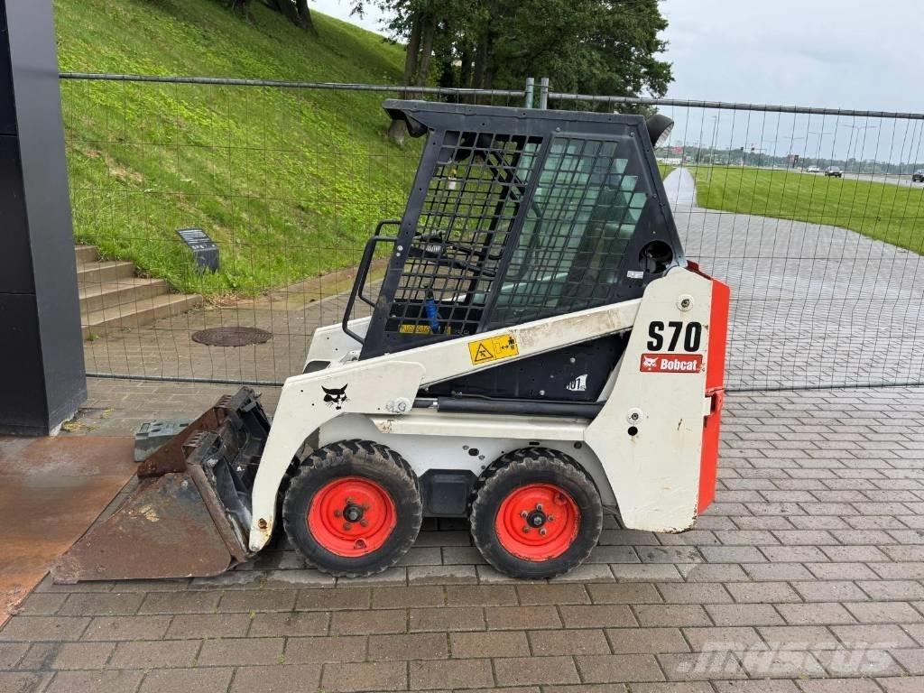 Bobcat S 70 Kompaktrakodók