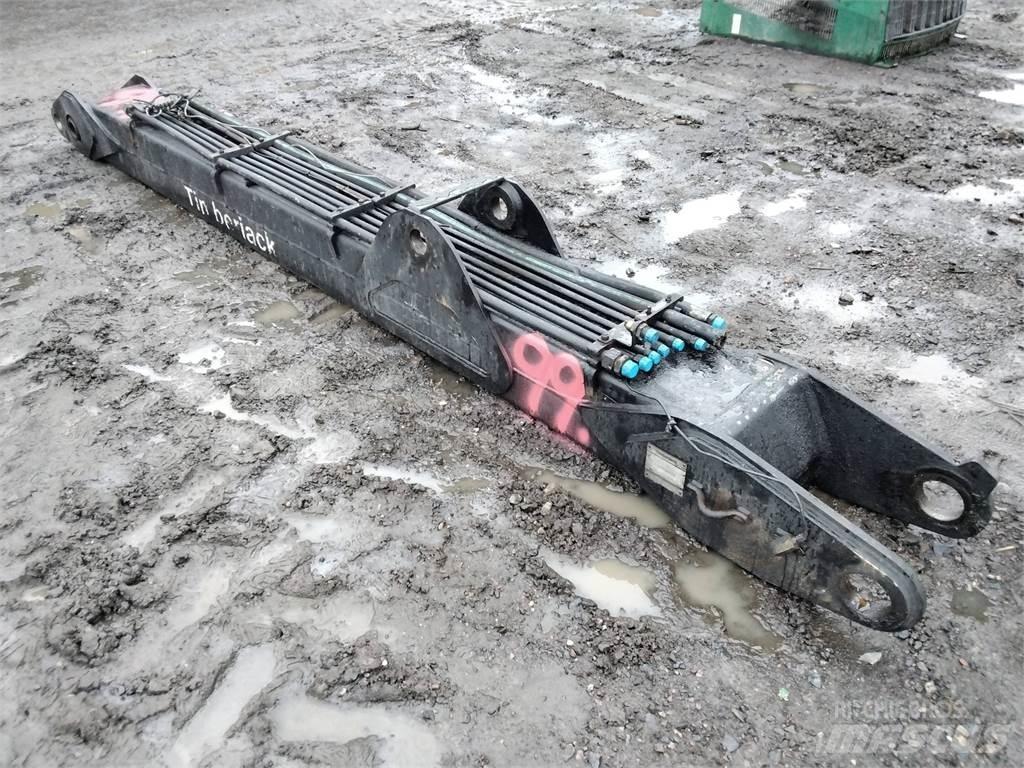 Loglift 210 Betakarító daruk