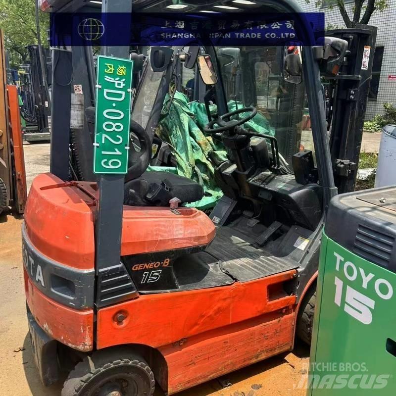 Toyota 15 Elektromos targoncák