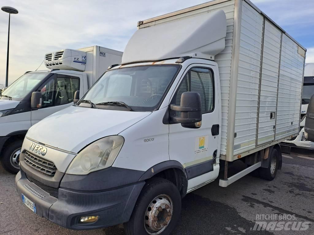 Iveco DAILY 60C17 Dobozos teherautók