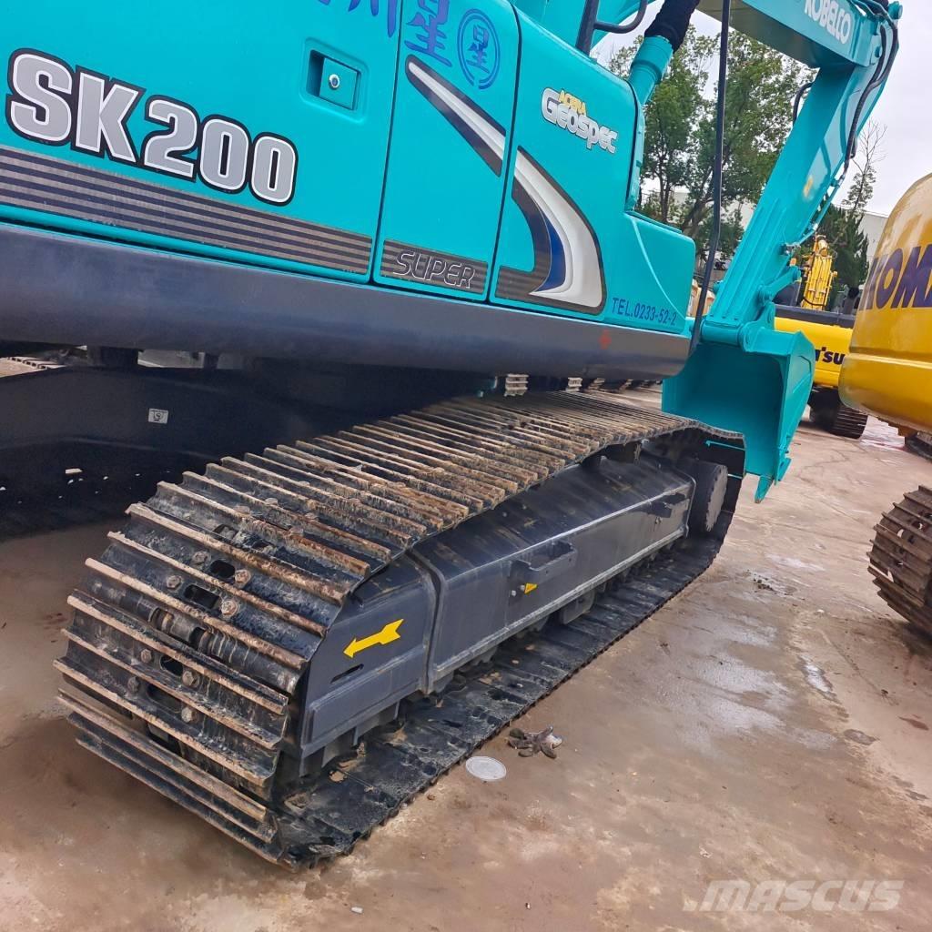 Kobelco SK 200-8 Lánctalpas kotrók