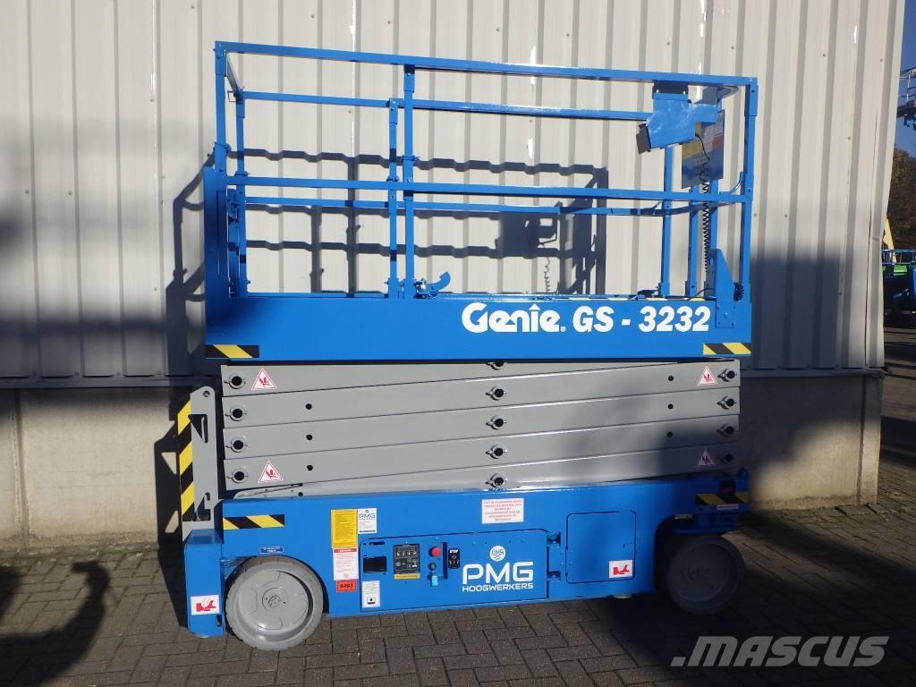 Genie GS3232 Ollós emelők