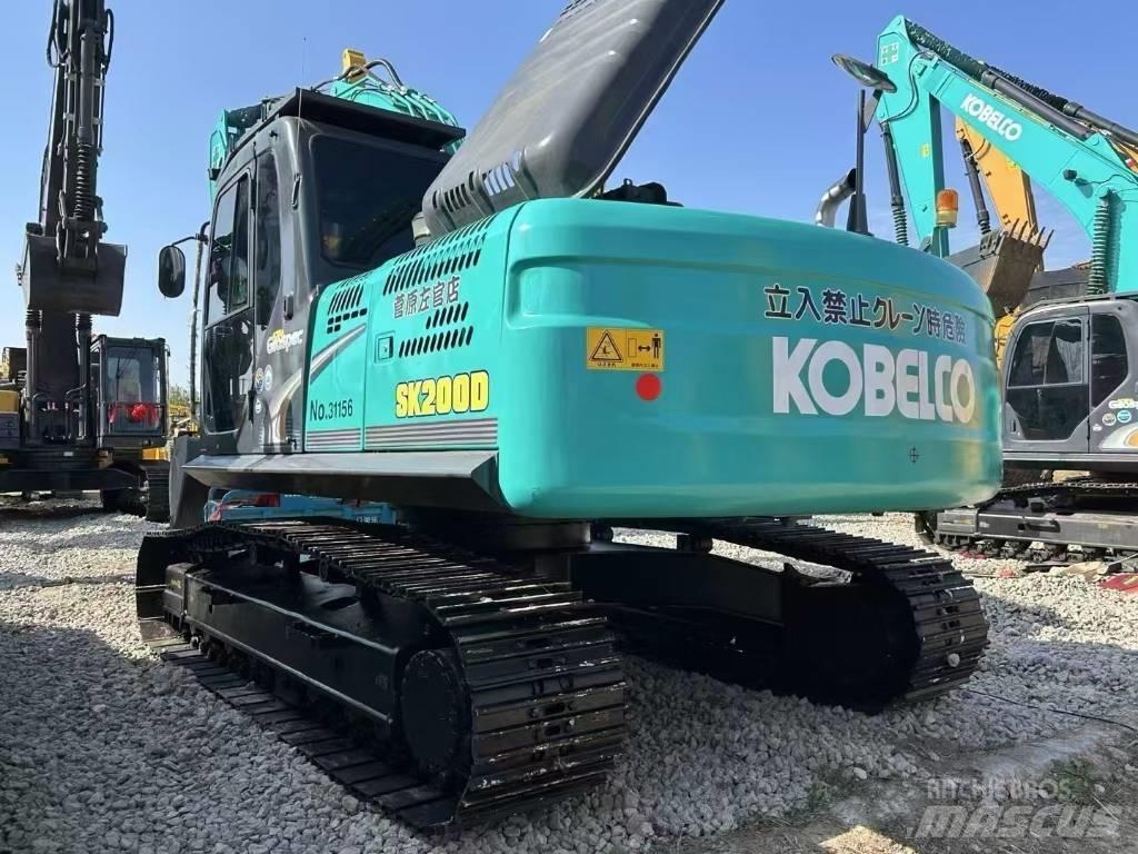 Kobelco SK 200 LC I Lánctalpas kotrók