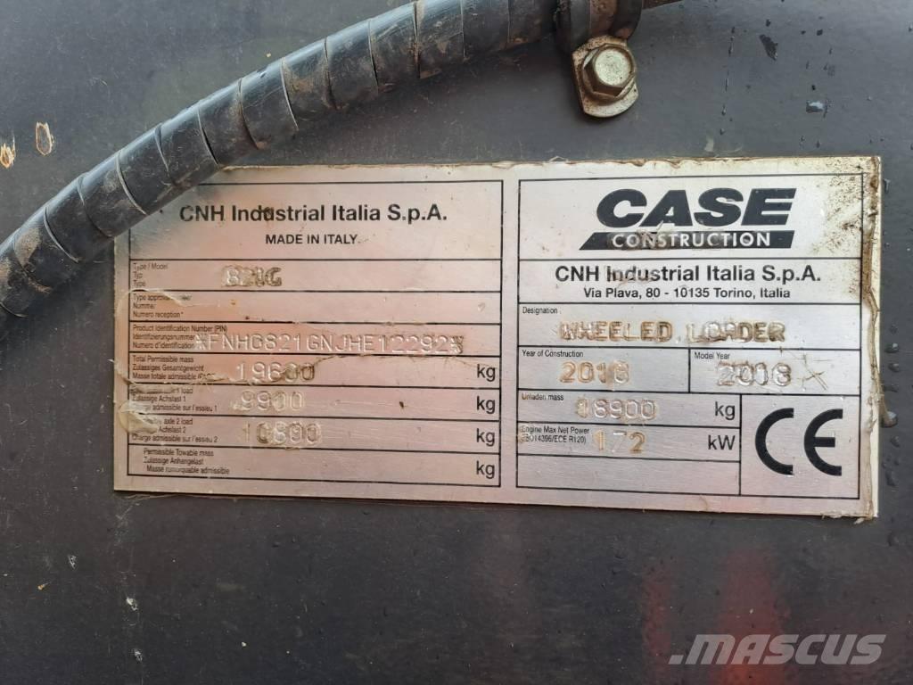 CASE 821g Gumikerekes homlokrakodók