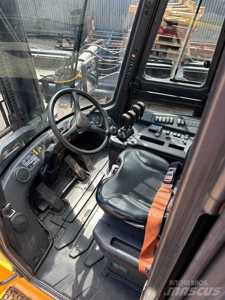 Hyundai 70 D-9 Dízel targoncák