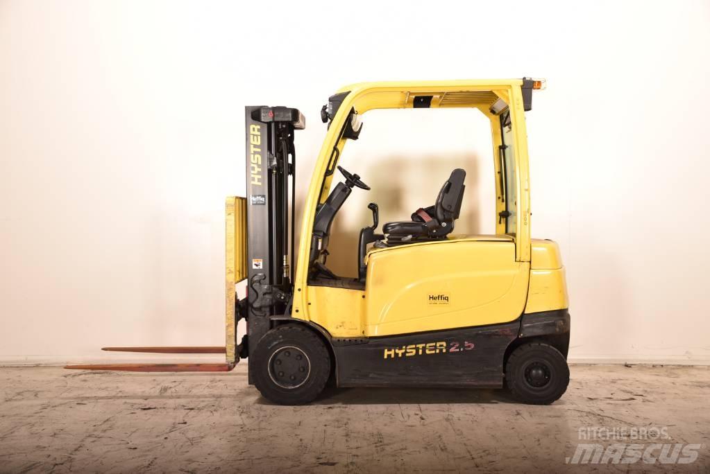 Hyster J 2.5 XN Elektromos targoncák