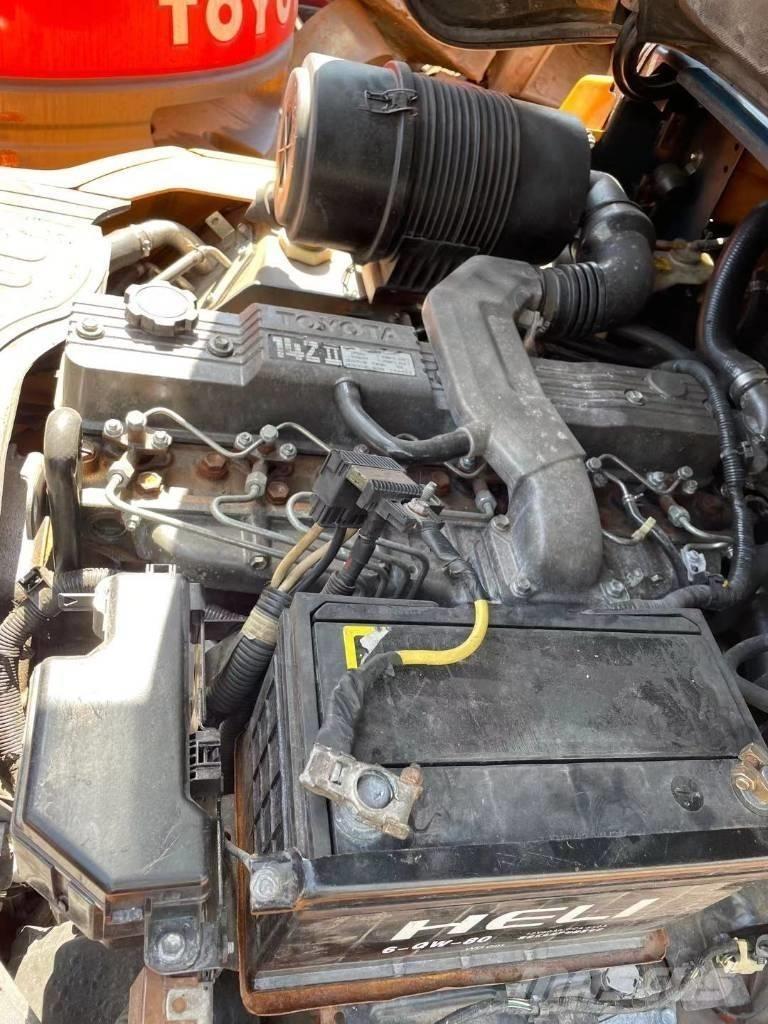 Toyota 5 ton Dízel targoncák