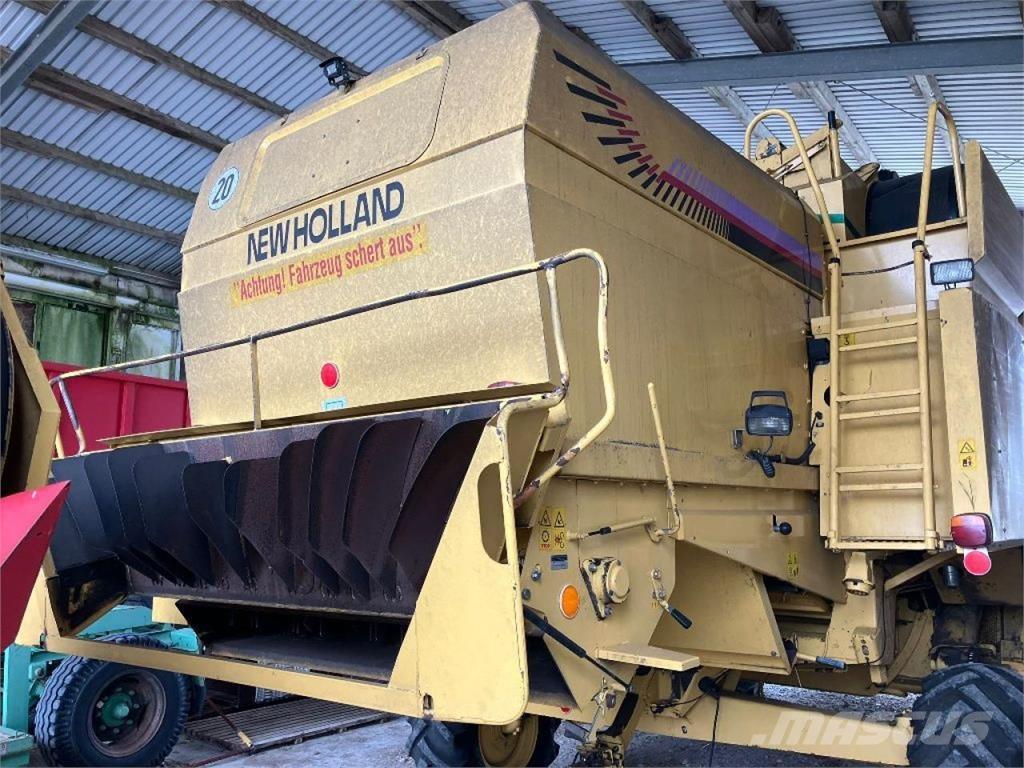 New Holland TX67 Kombájnok