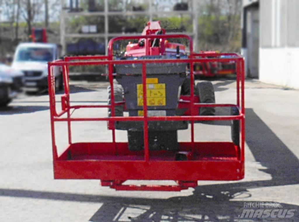 JLG E 600 JP Karos emelők