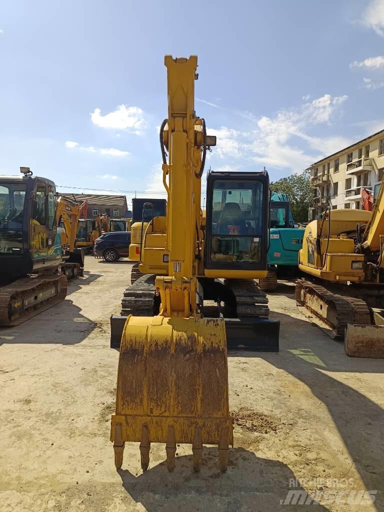 Komatsu PC 70 Lánctalpas kotrók
