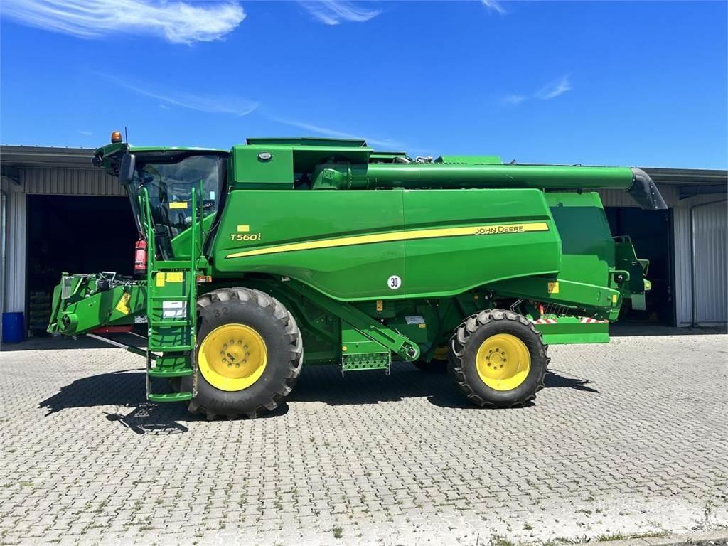 John Deere T560 Kombájnok