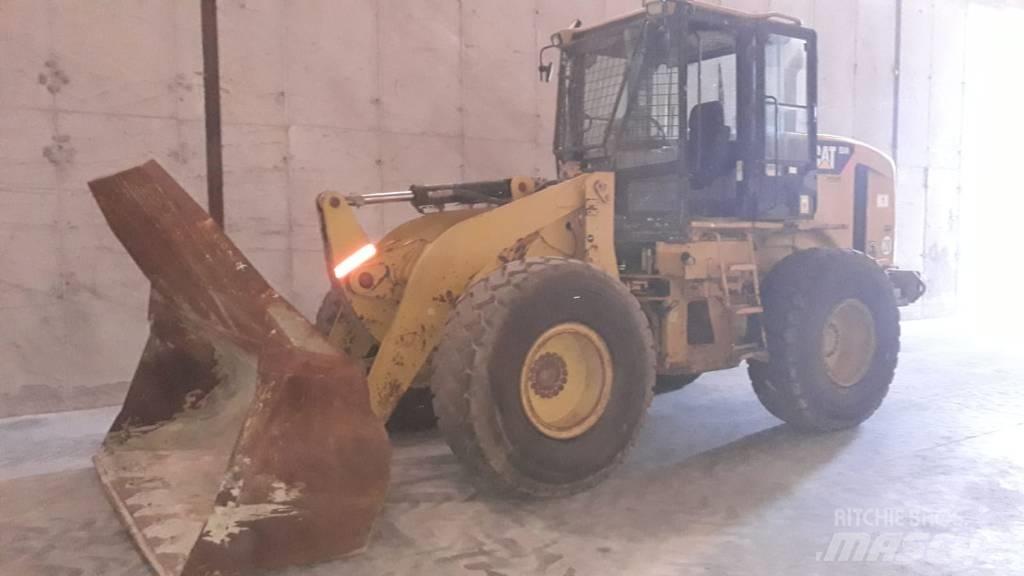 CAT 924 H Gumikerekes homlokrakodók