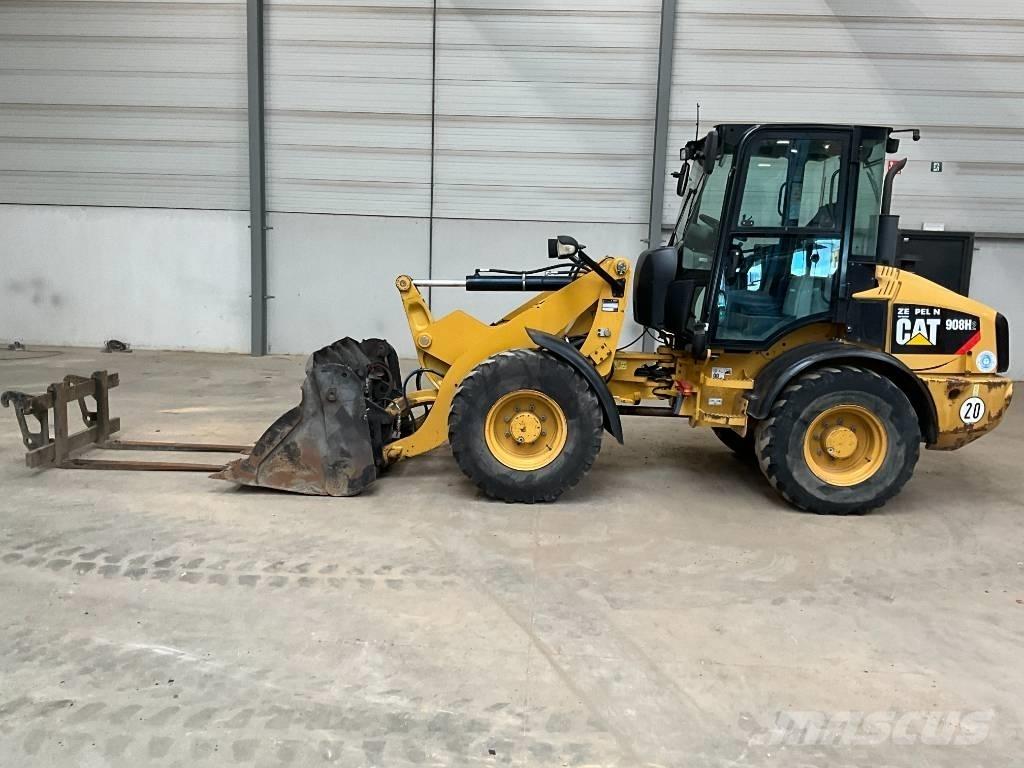 CAT 908 H 2 Gumikerekes homlokrakodók