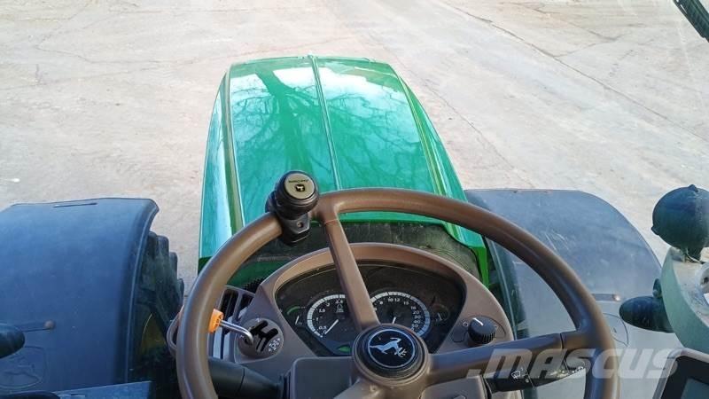 John Deere 6210R Traktorok