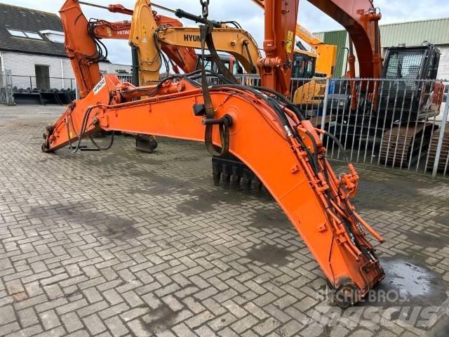 Hitachi ZX 130 Kotrók