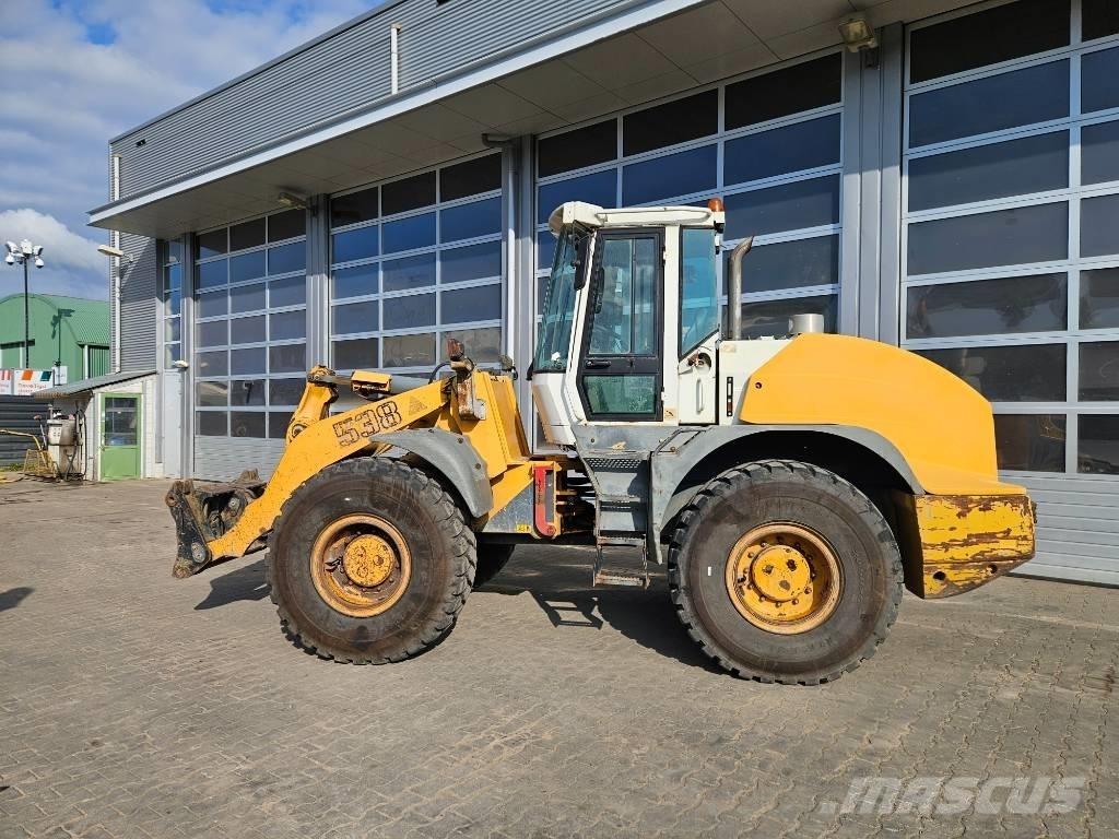 Liebherr L538 Gumikerekes homlokrakodók