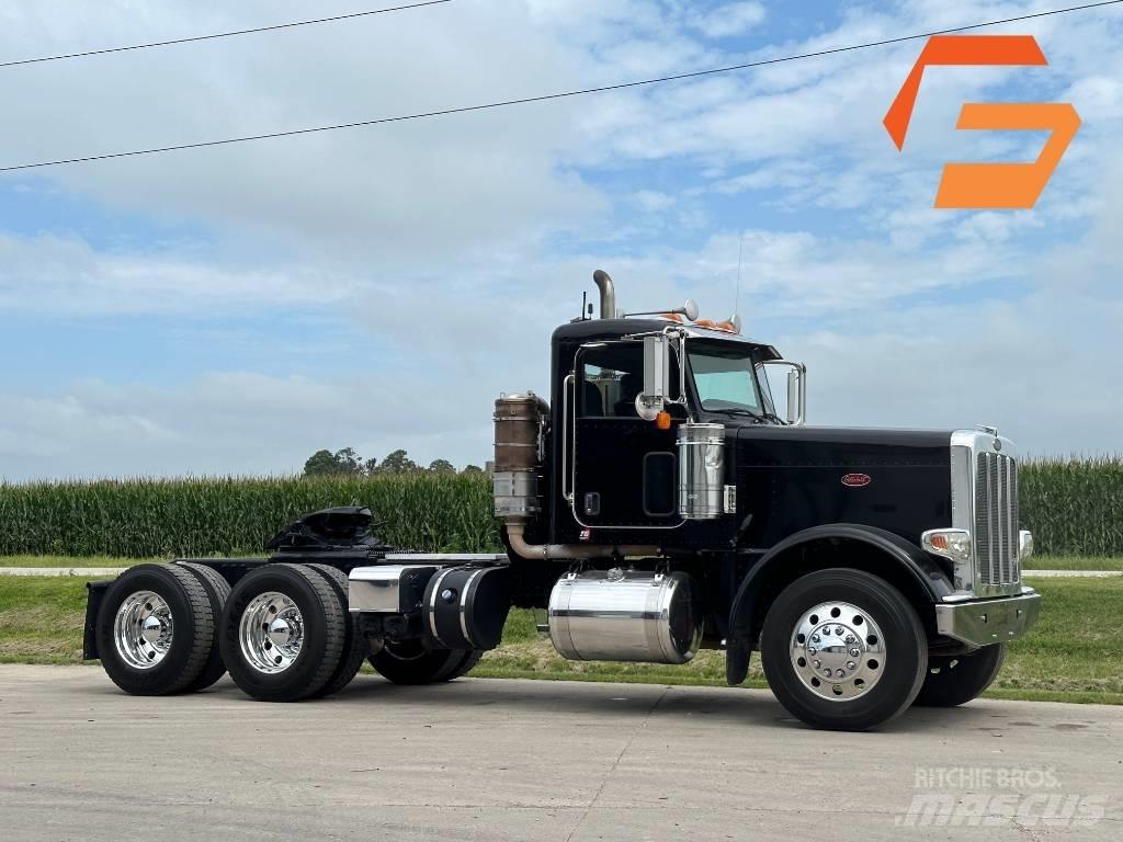 Peterbilt 388 Nyergesvontatók