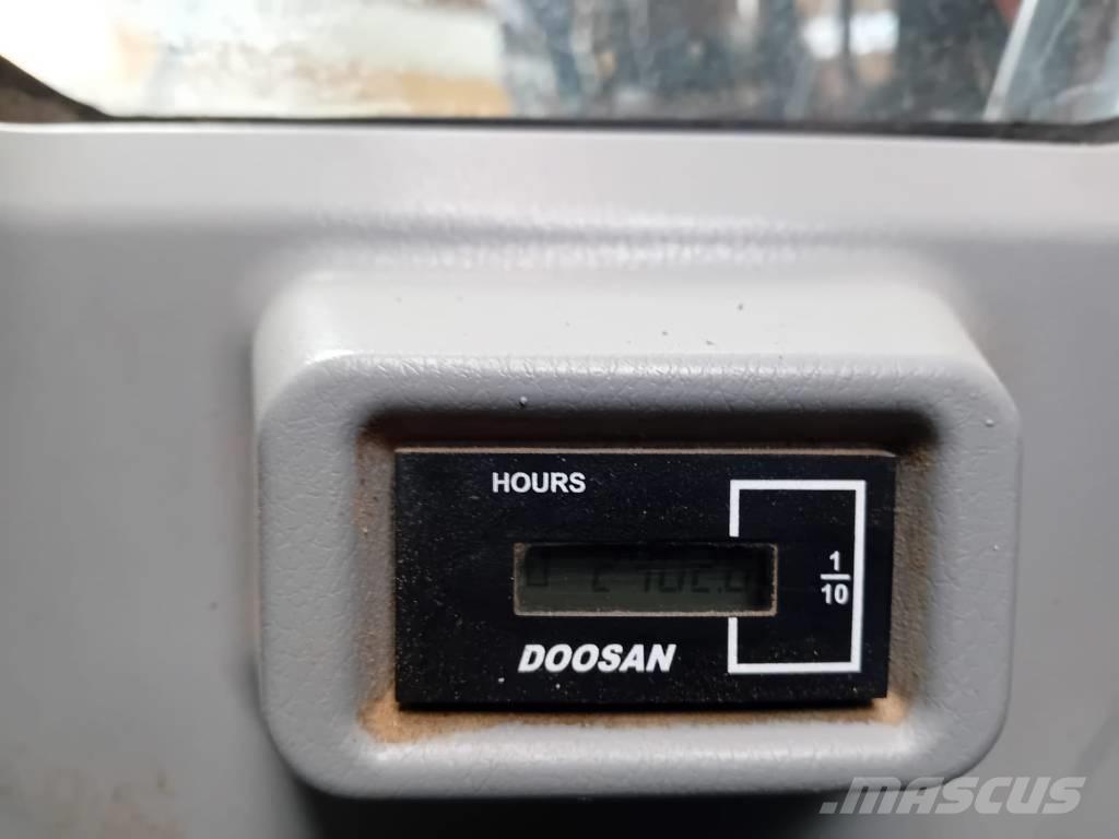 Doosan DX 140 LCR Lánctalpas kotrók