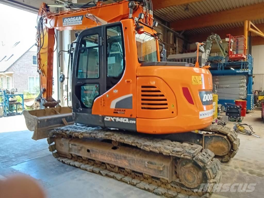 Doosan DX 140 LCR Lánctalpas kotrók