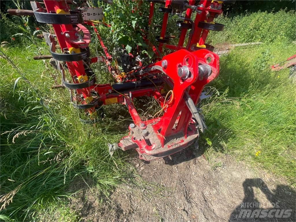 Väderstad NZM 600 Vetőgépek