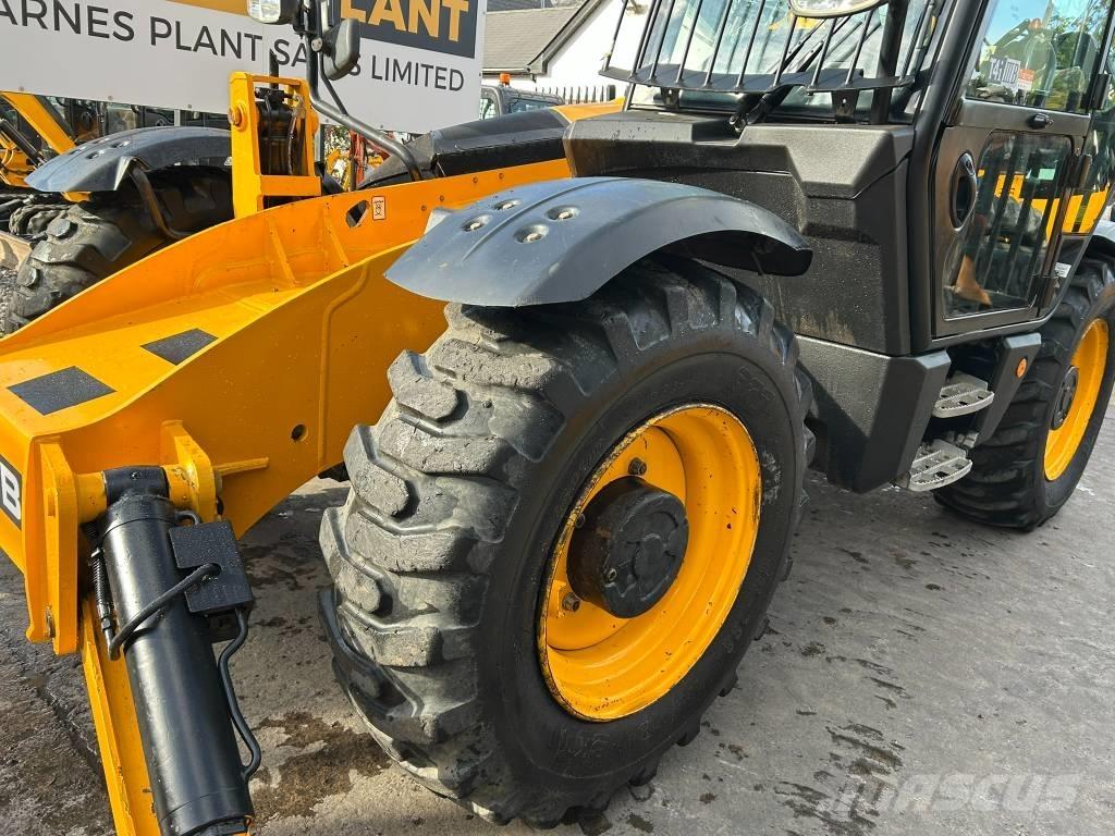 JCB 535-125 Hiviz Teleszkópos rakodók