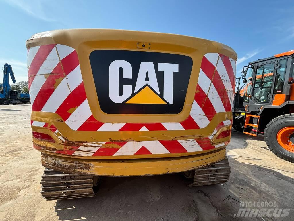 CAT 320 Highreach Bontásra használt kotrók