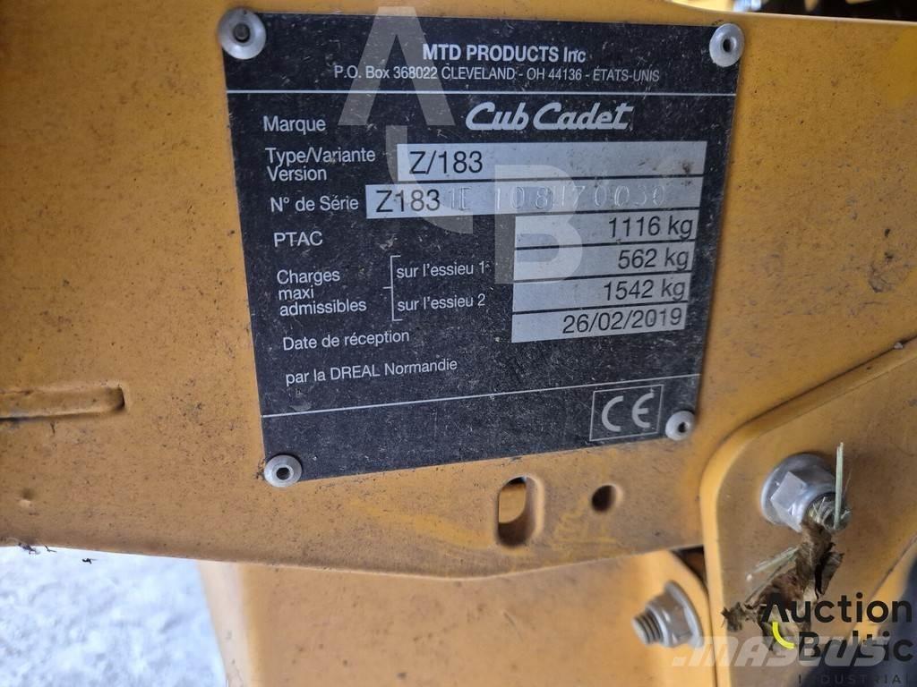 Cub Cadet Z/183 Ráülős fűnyírók