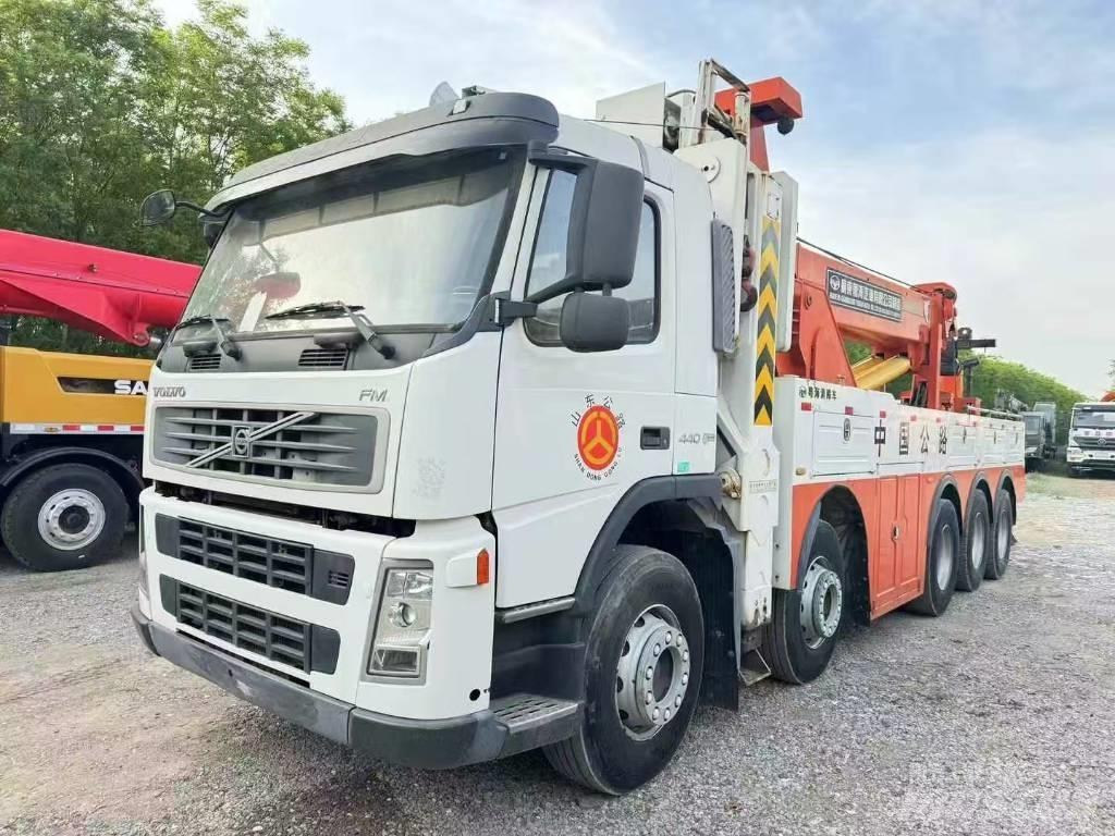 Volvo FM 440 Műszaki mentők