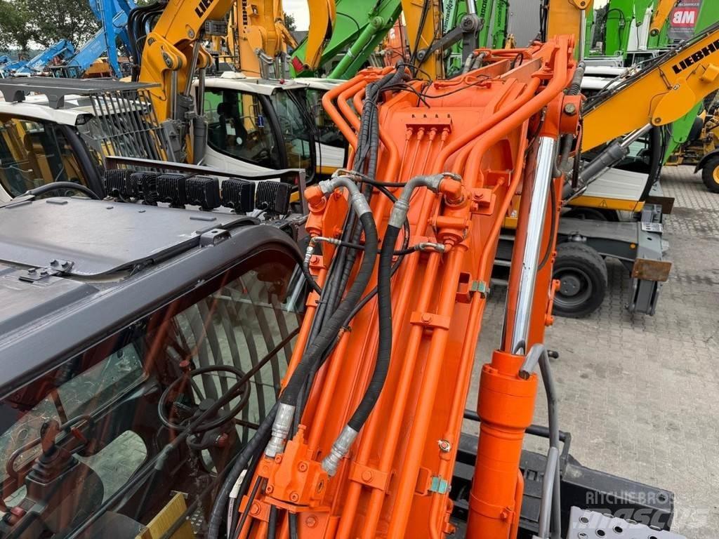 Hitachi ZX190W3 Gumikerekes kotrók