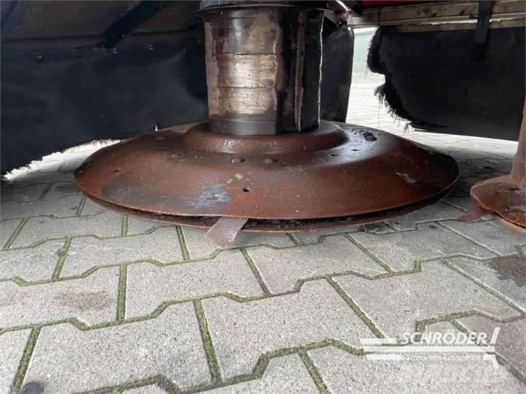 Pz-Vicon CM 299 Vontatott pázsitnyírók
