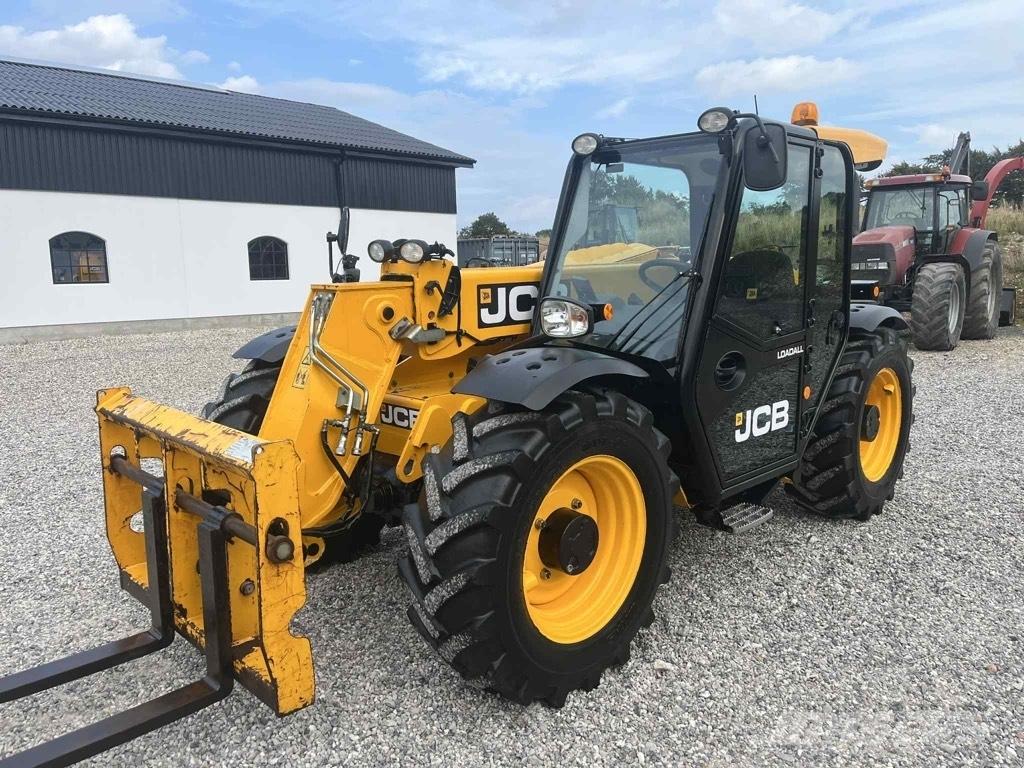 JCB 527-58 Agri Plus Teleszkópos mezőgazdasági rakodók