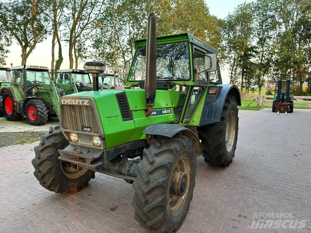 Deutz DX90 Traktorok
