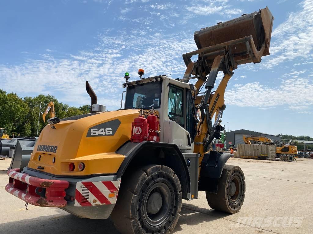 Liebherr L546 Gumikerekes homlokrakodók