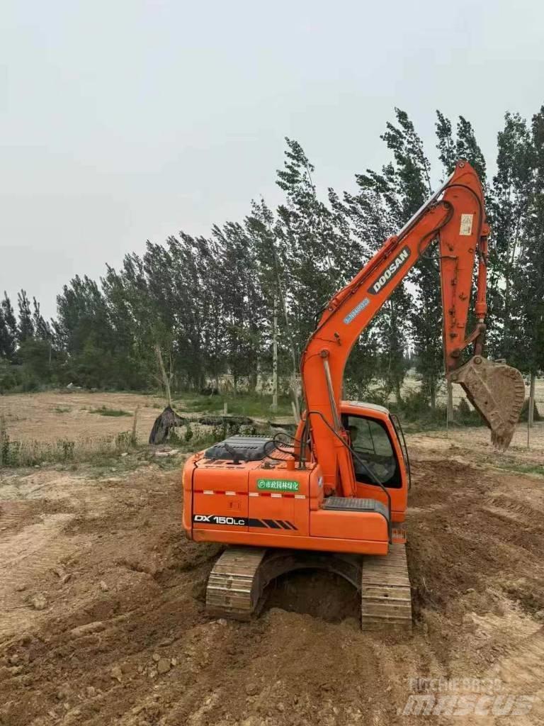 Doosan DX150 Lánctalpas kotrók