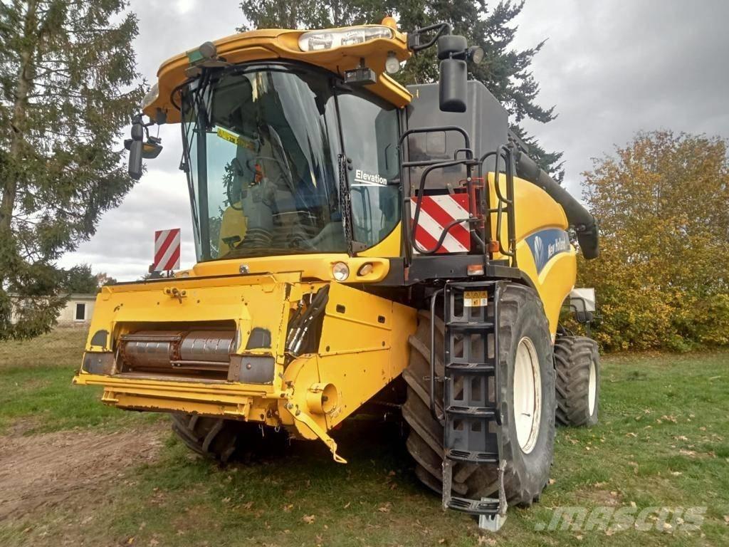 New Holland CR 9080 Kombájnok