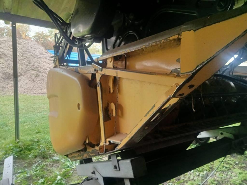 New Holland CR 9080 Kombájnok