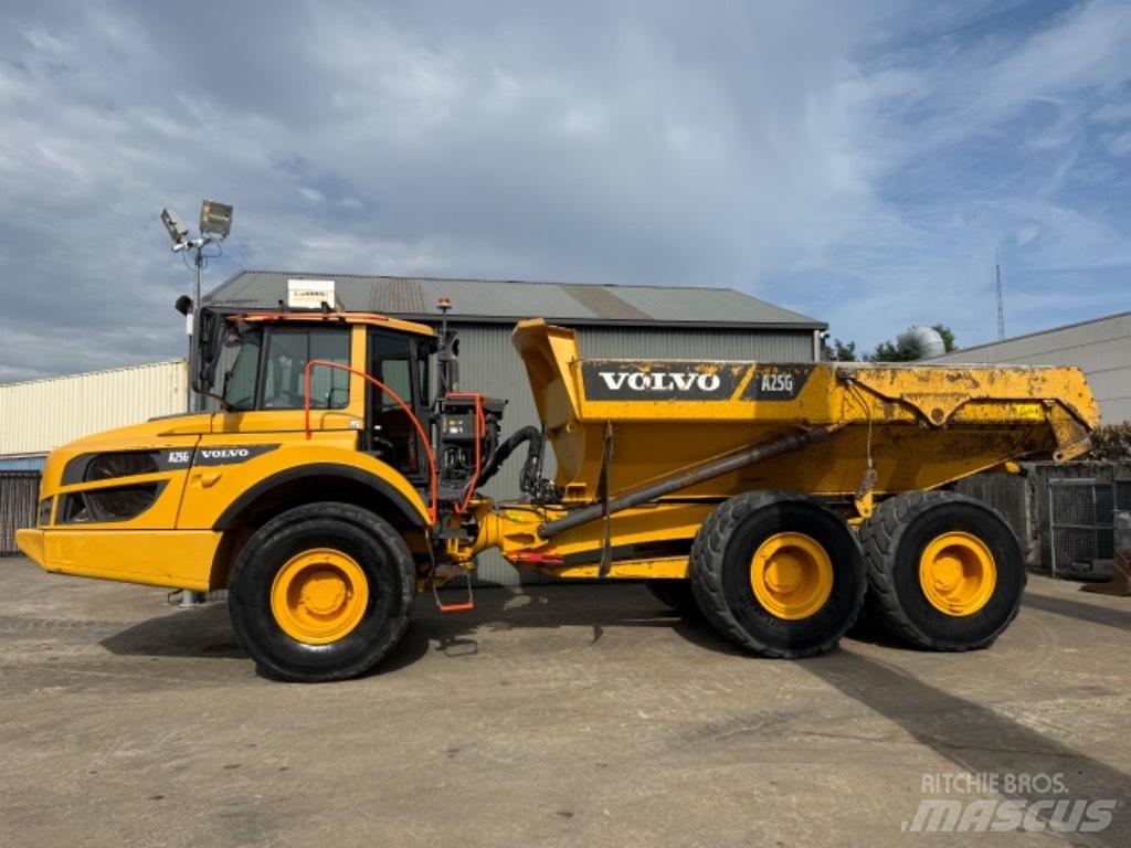 Volvo A 25 G Csuklósdömperek