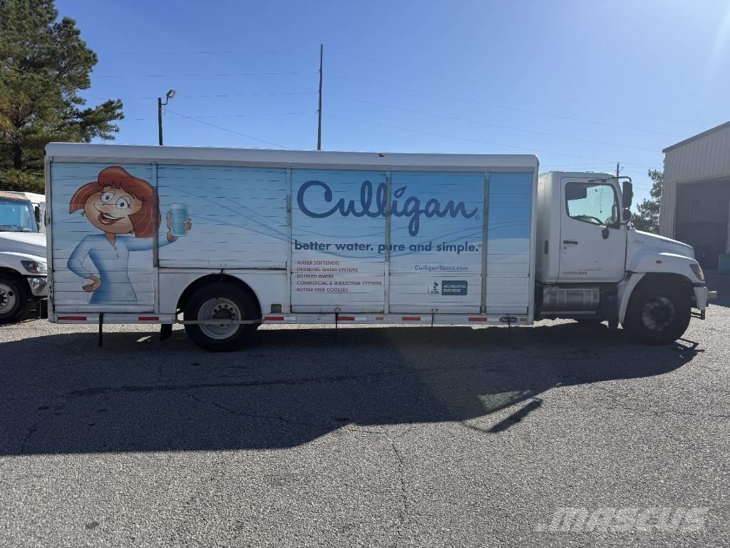 Hino 338 Italszállító tehergépkocsik