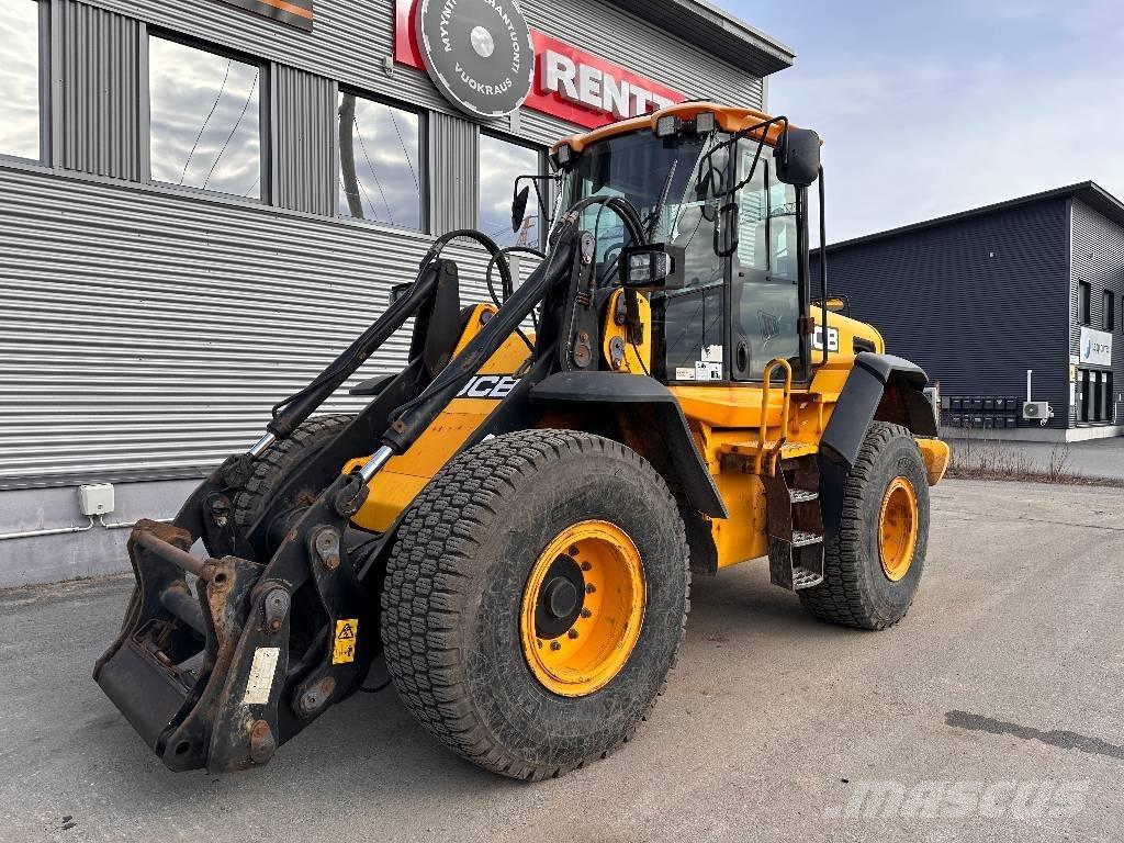 JCB 426 E Gumikerekes homlokrakodók