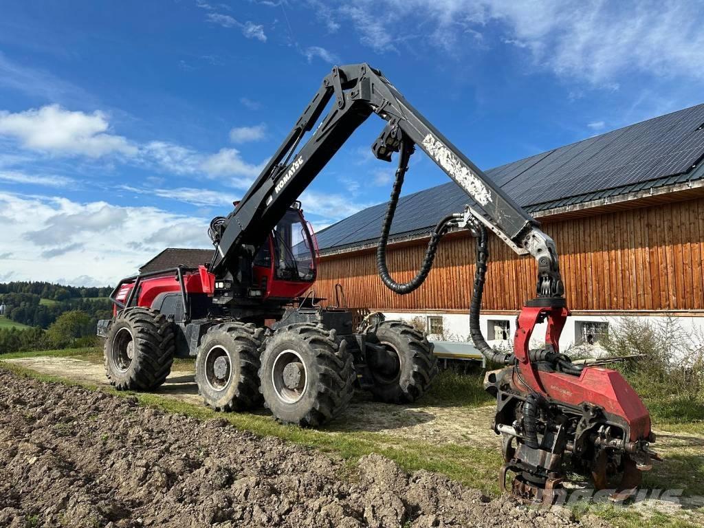 Komatsu 951 Betakarítók