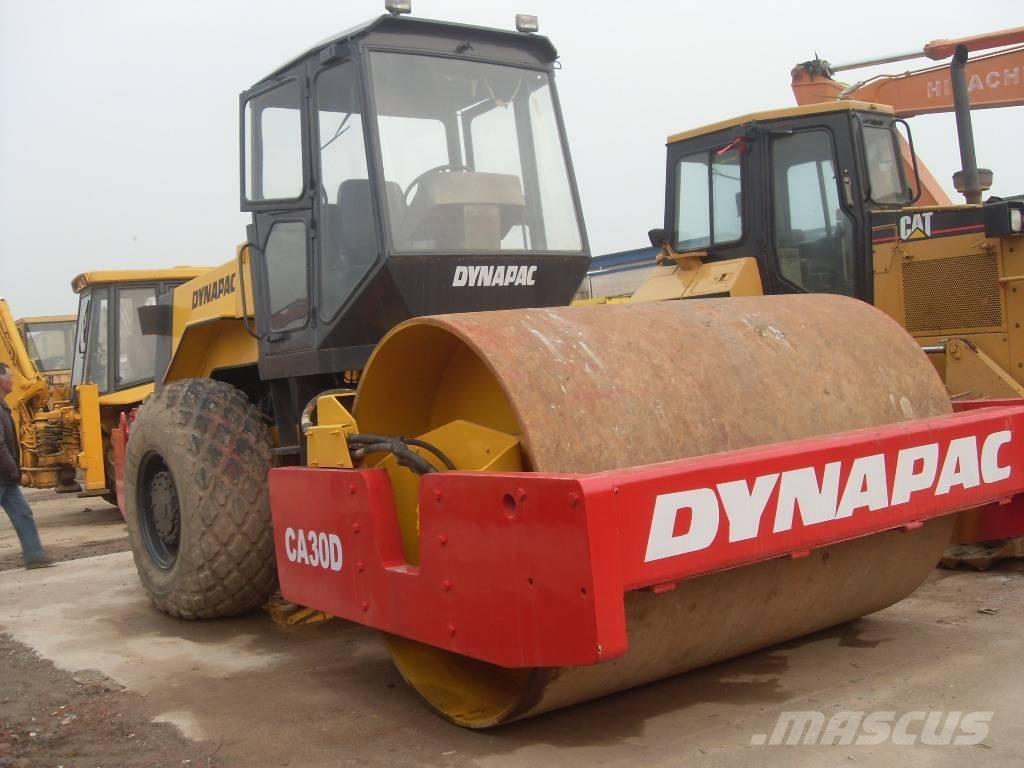 Dynapac CA 30 D Egydobos hengerek