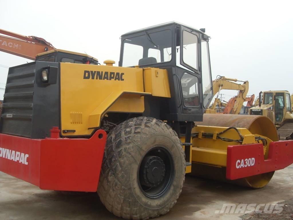Dynapac CA 30 D Egydobos hengerek