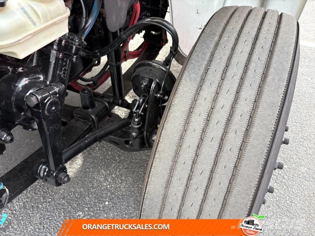 Freightliner M2 Fülkés alváz