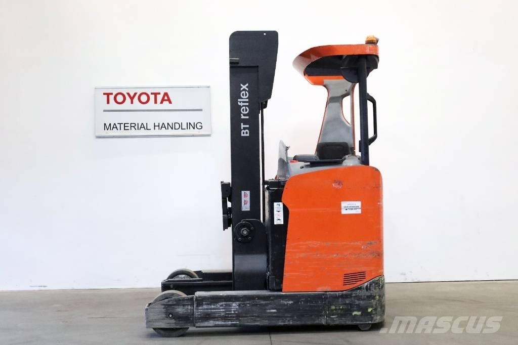 Toyota RRE200H Tolóoszlopos targonca