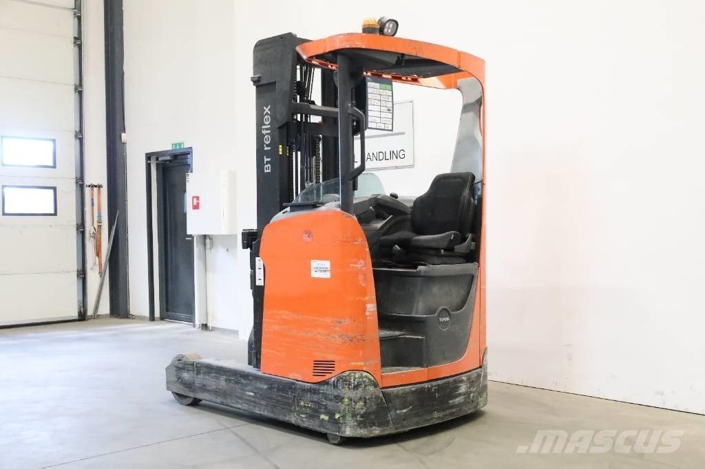 Toyota RRE200H Tolóoszlopos targonca
