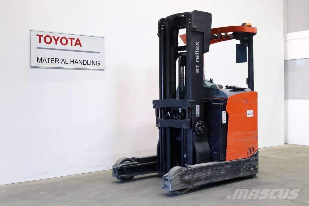 Toyota RRE200H Tolóoszlopos targonca