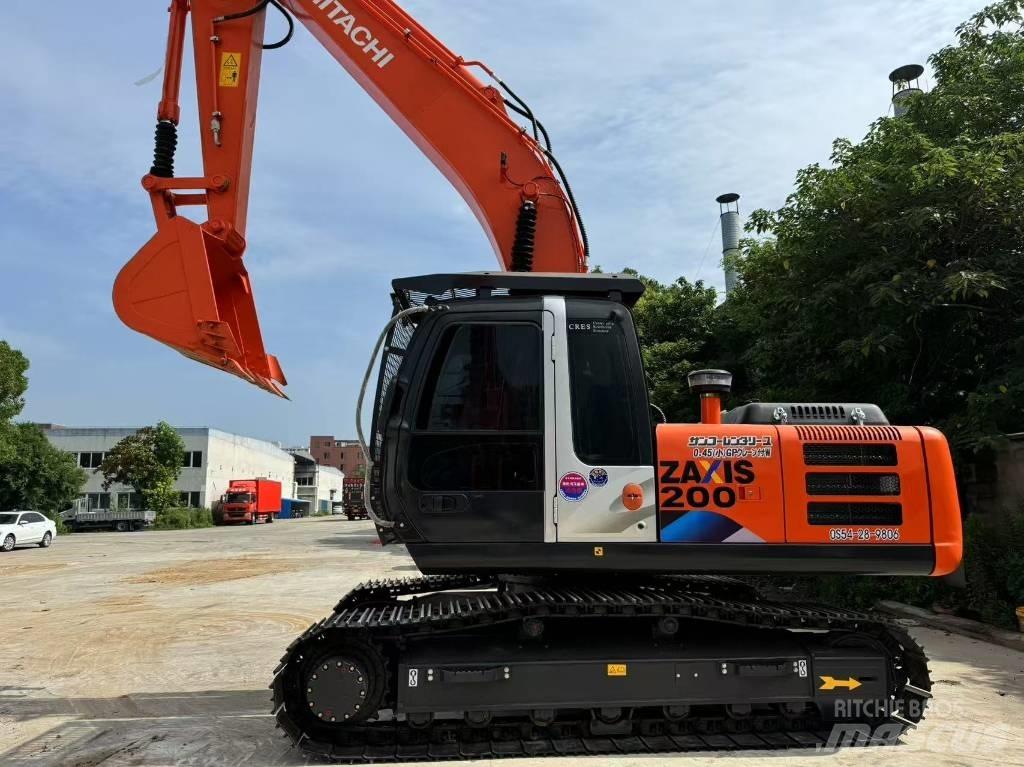 Hitachi ZX 200-3 G Lánctalpas kotrók