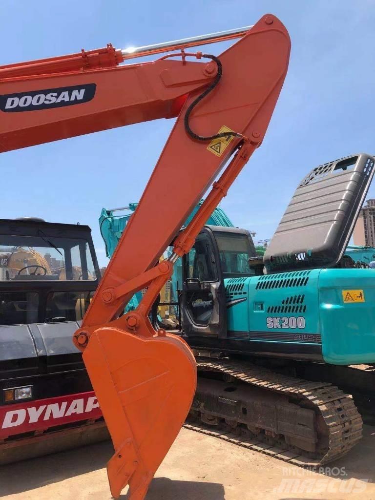 Doosan DH220LC-7 Lánctalpas kotrók